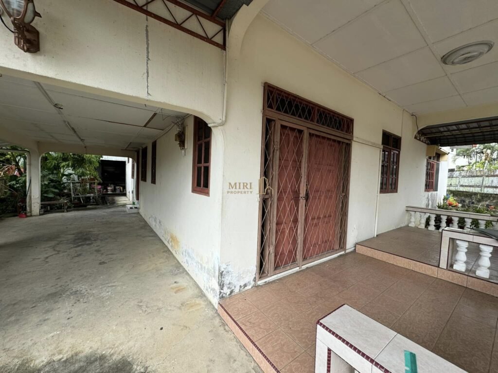 1 Storey Detached House For Sale | Jalan Riam, Miri 5 1 Storey Detached Dwelling House For Sale At Jalan Riam Miri House For Sale 7