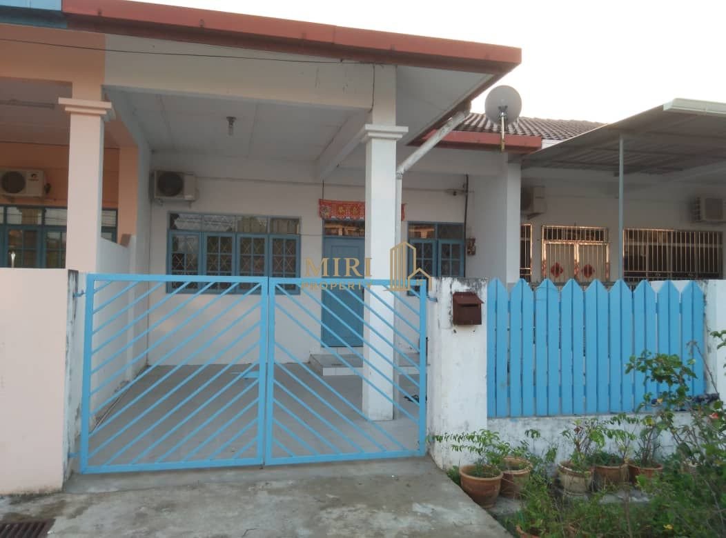 3 Bedrooms 1 Bathrooms 1 Storey Terrace House At Shang Garden Miri House For Rent 1