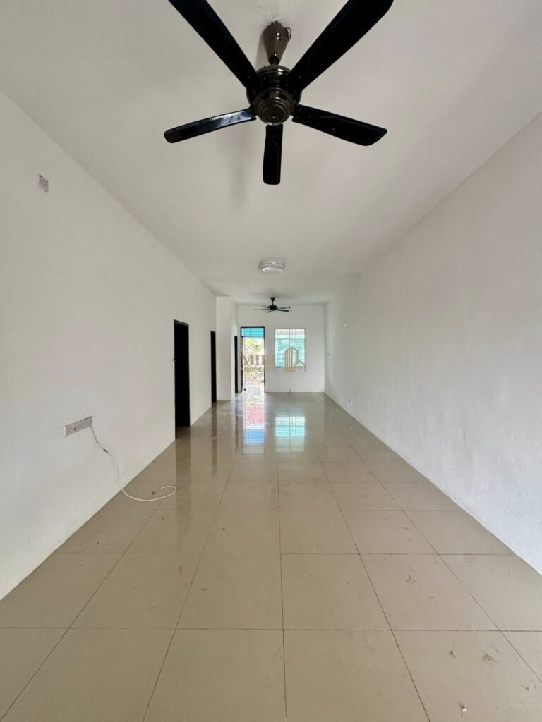 3 Bedrooms 2 Bathrooms Single Storey Terrace House For Sale At Taman jelita Miri House For Sale 4