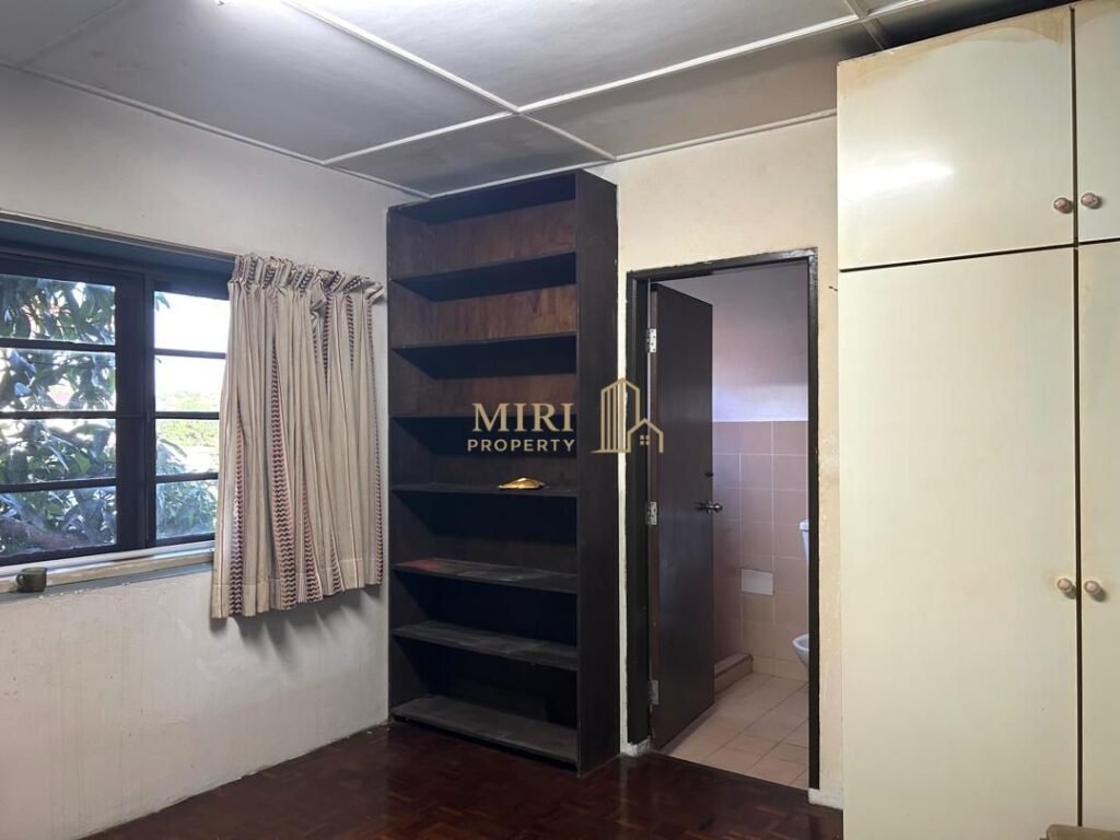 4 Bedrooms 2 Bathrooms 2 Storey Semi Detached House For Sale At Taman Desa Seri Krokop Miri For Sale 10