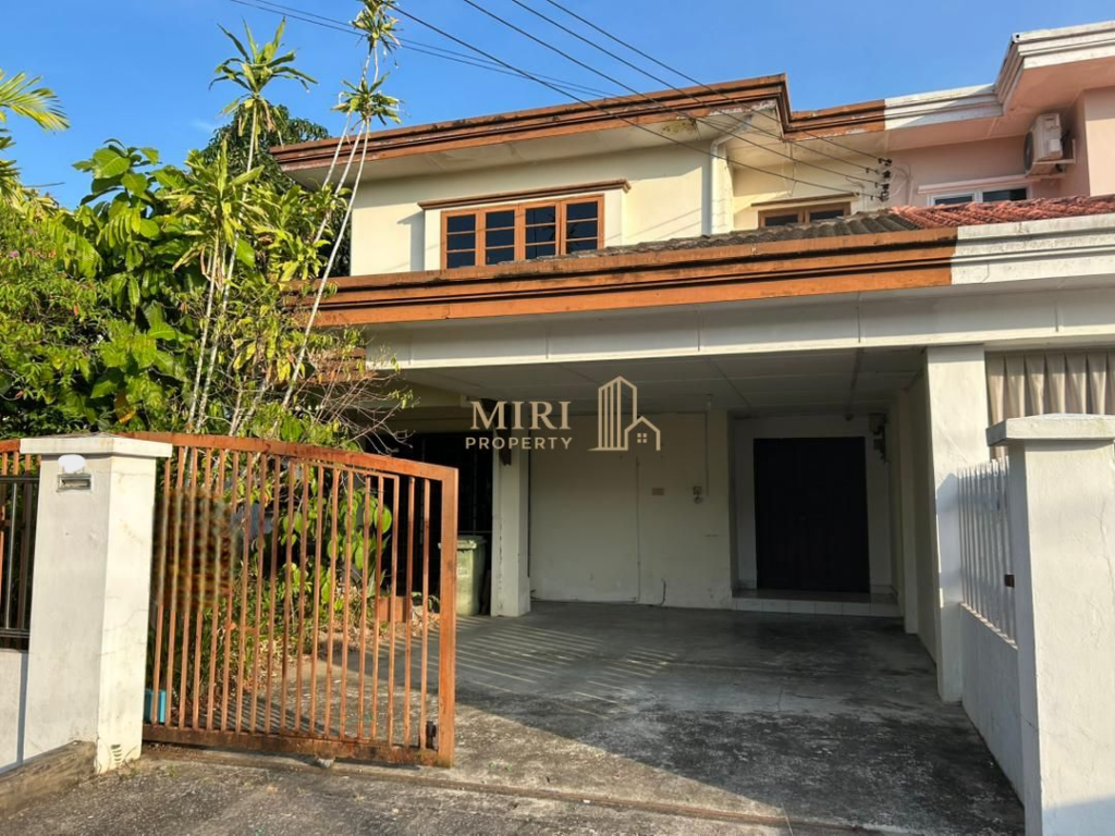 4 Bedrooms 2 Bathrooms 2 Storey Semi Detached House For Sale At Taman Desa Seri Krokop Miri For Sale 2