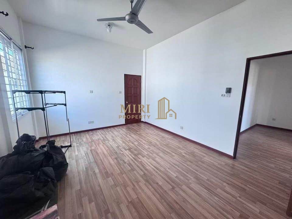 4 Bedrooms 3 Bathrooms 2 Storey Semi Detached House For Rent At Taman Delight Miri For Rent 5