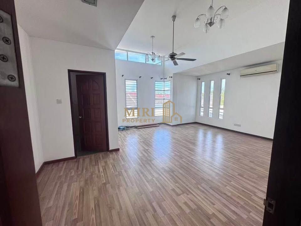 4 Bedrooms 3 Bathrooms 2 Storey Semi Detached House For Rent At Taman Delight Miri For Rent 6