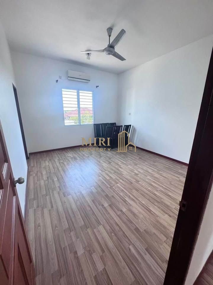 4 Bedrooms 3 Bathrooms 2 Storey Semi Detached House For Rent At Taman Delight Miri For Rent 7