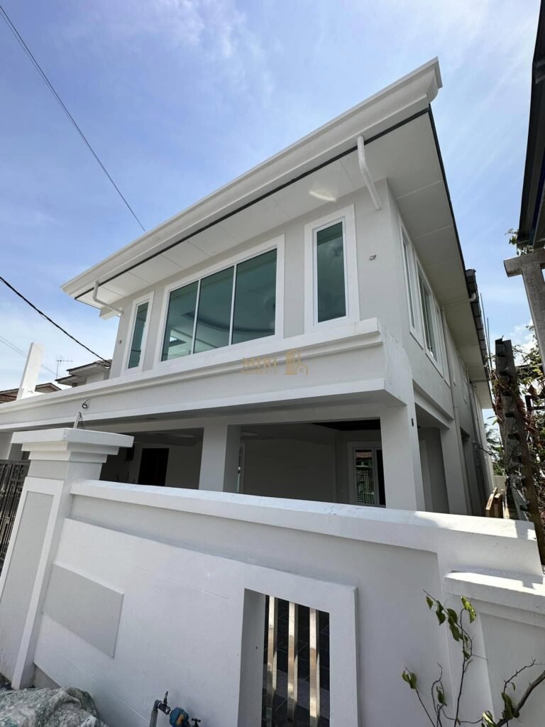 2 Storey Semi-Detached House For Sale | Tudan, Miri 4 9 Bedrooms 8 Bathrooms 2 Storey Semi Detached House At Tudan Miri House For Sale 2