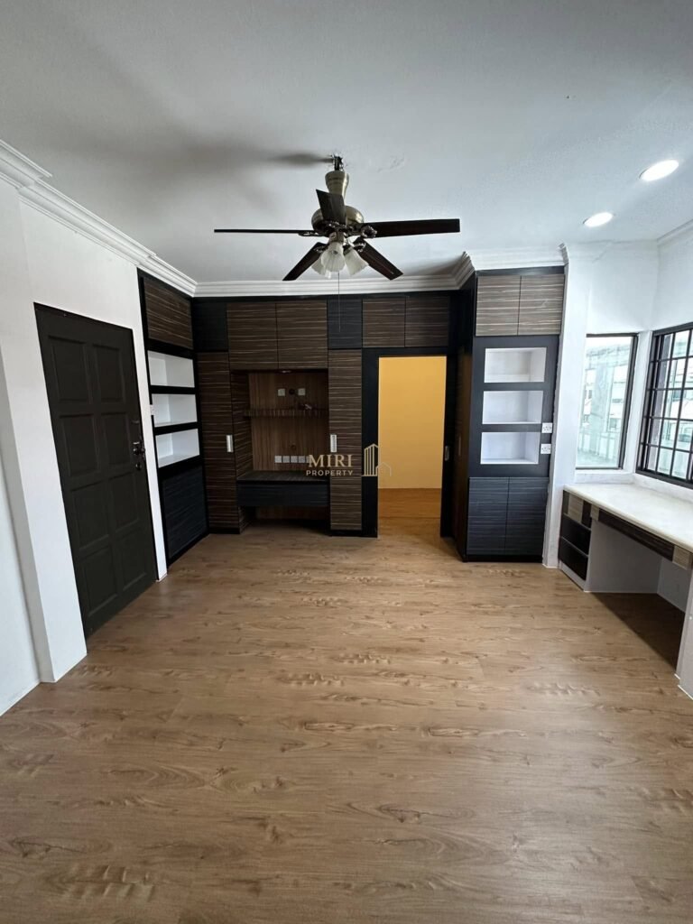 2 Storey Semi-Detached House For Sale | Tudan, Miri 8 9 Bedrooms 8 Bathrooms 2 Storey Semi Detached House At Tudan Miri House For Sale 6