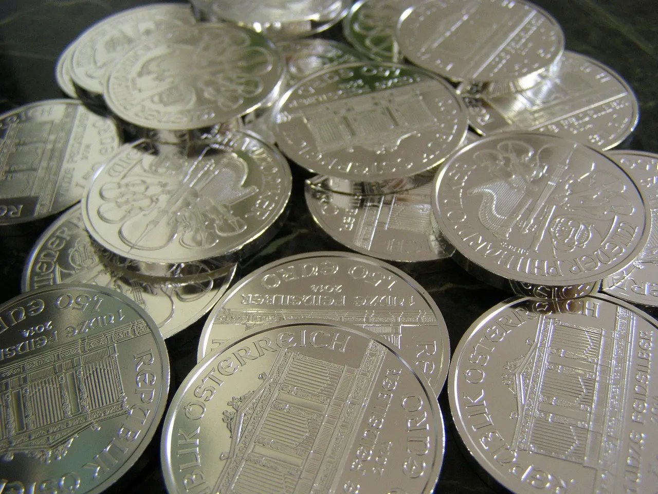 Long-term property investment Miri or liquid investment options Sarawak for exit flexibility