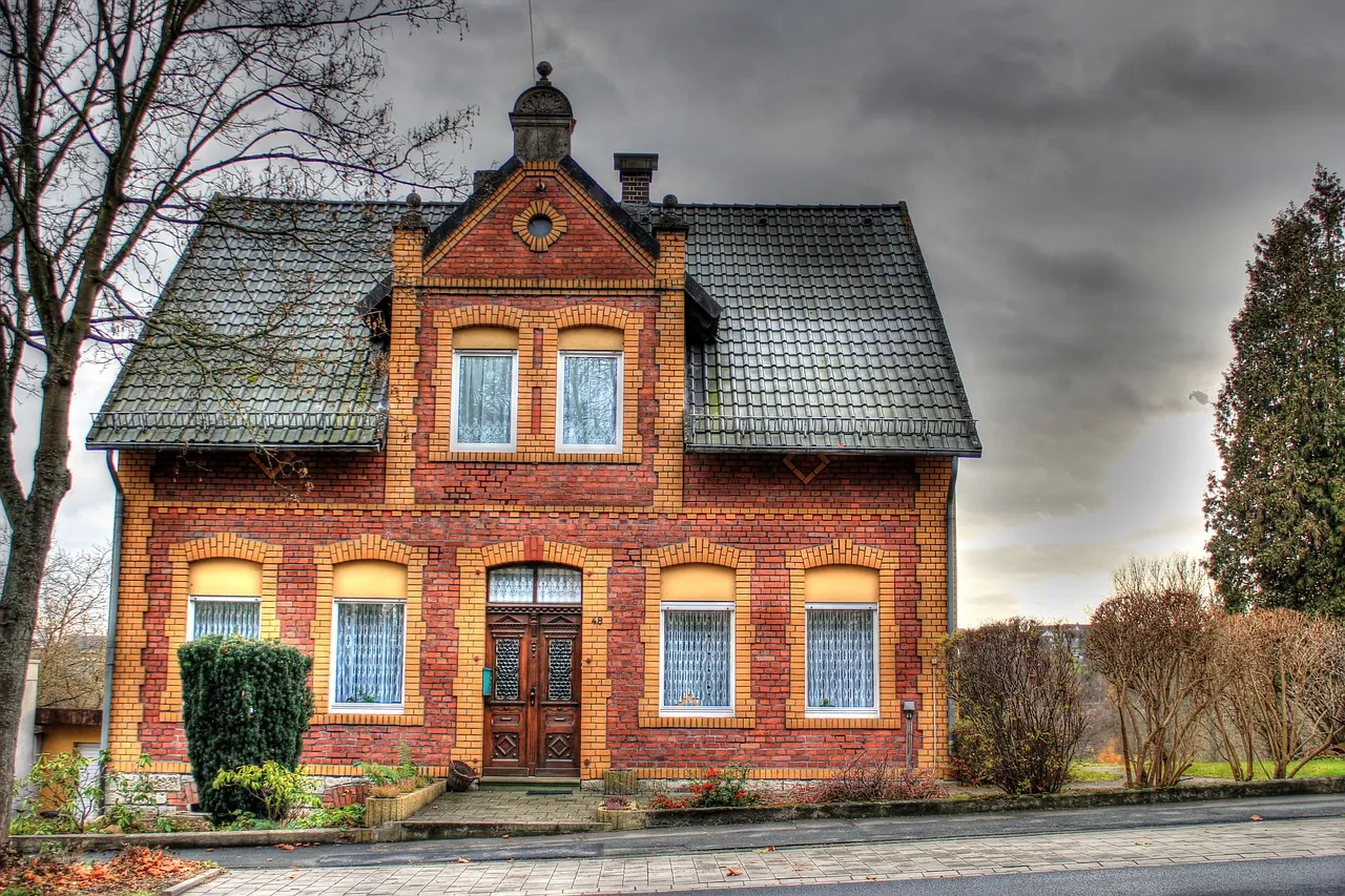 Understanding Tenant Rights When You Rent House in Miri
