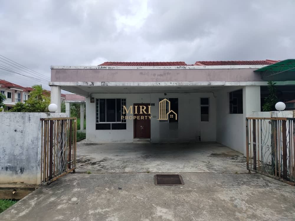 3 Bedrooms 2 Bathrooms 1 Storey Corner Terrace House For Rent At Jalan Perkasa Senadin Miri House For Rent 3 3 Bedrooms 2 Bathrooms 1 Storey Corner Terrace House For Rent At Jalan Perkasa Senadin Miri House For Rent 1