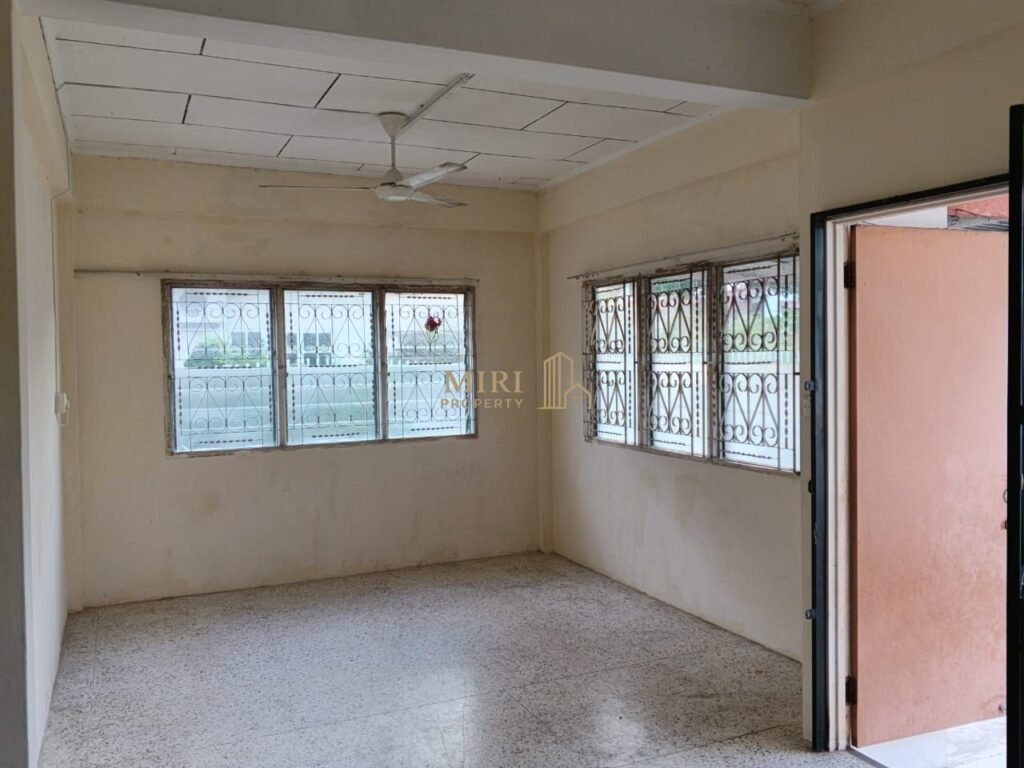 4 Bedrooms 2 Bathrooms 2 Storey Semi Detached House For Rent At Piasau Garden Miri For Rent 7 4 Bedrooms 2 Bathrooms 2 Storey Semi Detached House For Rent At Piasau Garden Miri For Rent 3