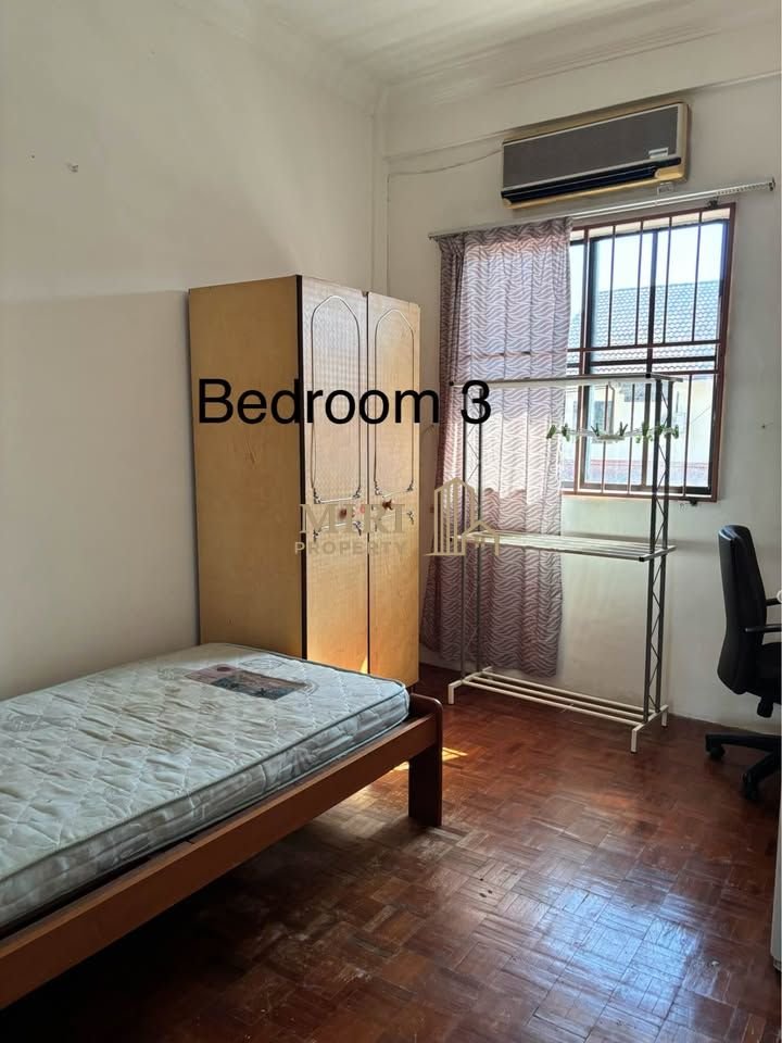 4 Bedrooms 3 Bathrooms 2 Storey Terrace House For Rent At Permyjaya Miri For Rent 8 4 Bedrooms 3 Bathrooms 2 Storey Terrace House For Rent At Permyjaya Miri For Rent 6