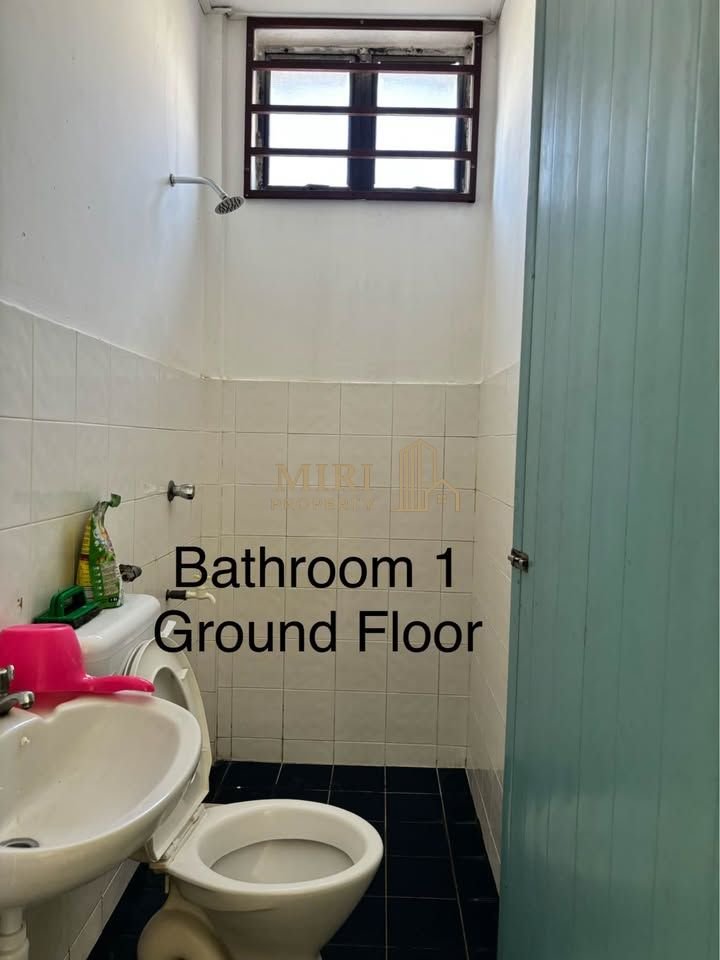 4 Bedrooms 3 Bathrooms 2 Storey Terrace House For Rent At Permyjaya Miri For Rent 10 4 Bedrooms 3 Bathrooms 2 Storey Terrace House For Rent At Permyjaya Miri For Rent 8