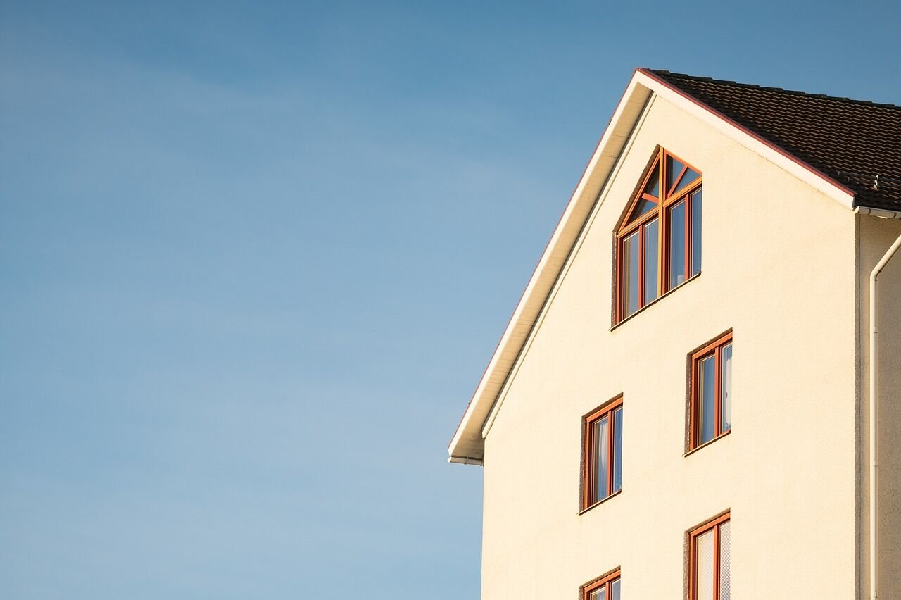 Balancing Weekend Lifestyle and Mortgage Stress for Young Homeowners in Miri and Luak 1 Balancing Weekend Lifestyle and Mortgage Stress for Young Homeowners in Miri and Luak