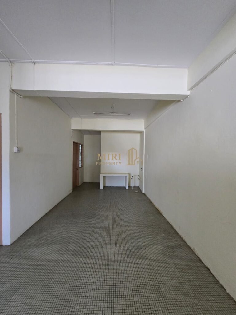 4 Bedrooms 2 Bathrooms 2 Storey Terrace House For Rent At Krokop 10 Miri For Rent 6 4 Bedrooms 2 Bathrooms 2 Storey Terrace House For Rent At Krokop 10 Miri For Rent 4