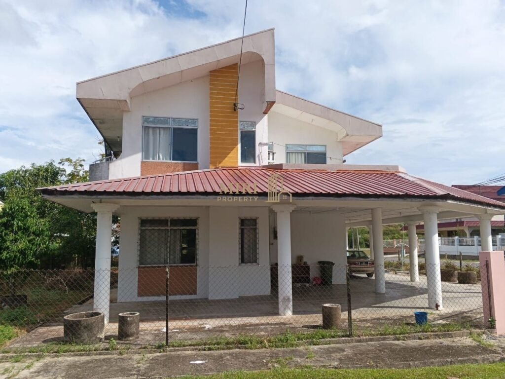 4 Bedrooms 3 Bathrooms 2 Storey Detached House For Rent At Jalan Tai Foo Riam Miri House For Rent 3 4 Bedrooms 3 Bathrooms 2 Storey Detached House For Rent At Jalan Tai Foo Riam Miri House For Rent 1