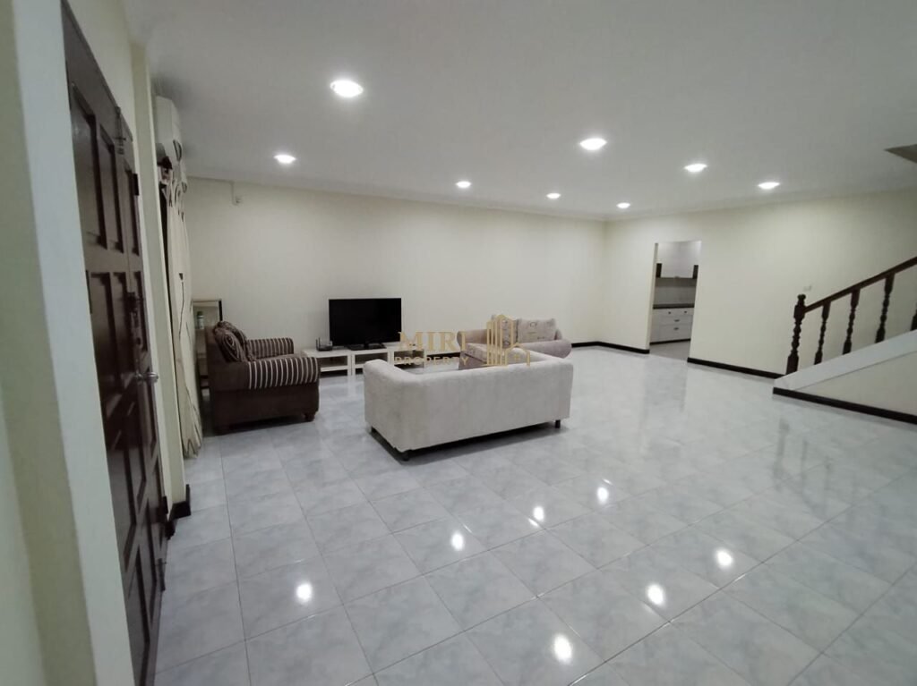 4 Bedrooms 3 Bathrooms 2 Storey Intermediate Terrace House For Rent At Desa Pujut 2 Bandar Baru Permyjaya Miri For Rent 3 4 Bedrooms 3 Bathrooms 2 Storey Intermediate Terrace House For Rent At Desa Pujut 2 Bandar Baru Permyjaya Miri For Rent 1