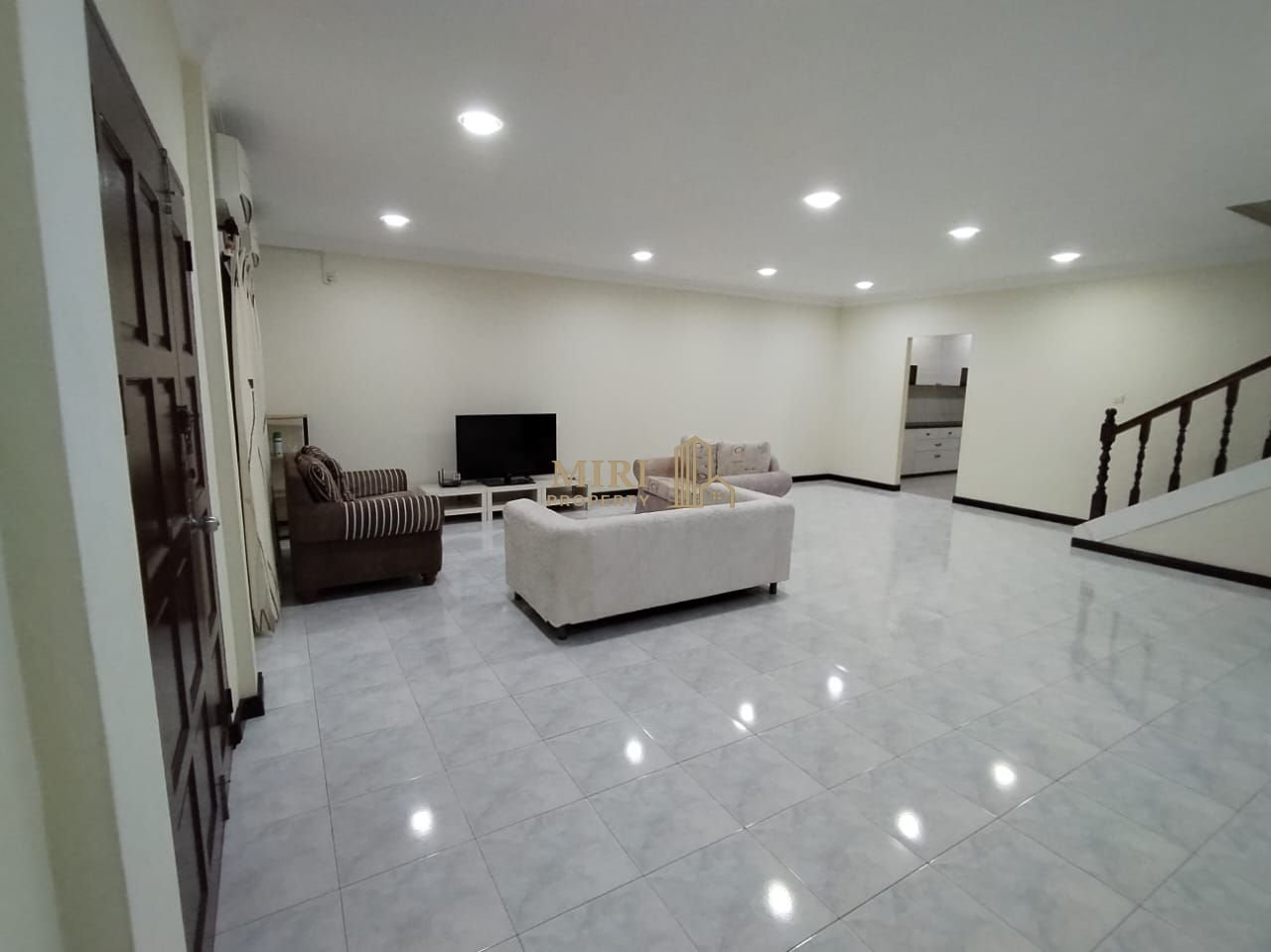 4 Bedrooms 3 Bathrooms 2 Storey Intermediate Terrace House For Rent At Desa Pujut 2 Bandar Baru Permyjaya Miri For Rent 2 4 Bedrooms 3 Bathrooms 2 Storey Intermediate Terrace House For Rent At Desa Pujut 2 Bandar Baru Permyjaya Miri For Rent 1