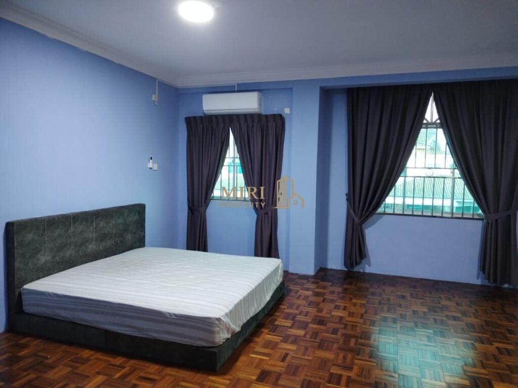 4 Bedrooms 3 Bathrooms 2 Storey Intermediate Terrace House For Rent At Desa Pujut 2 Bandar Baru Permyjaya Miri For Rent 7 4 Bedrooms 3 Bathrooms 2 Storey Intermediate Terrace House For Rent At Desa Pujut 2 Bandar Baru Permyjaya Miri For Rent 5