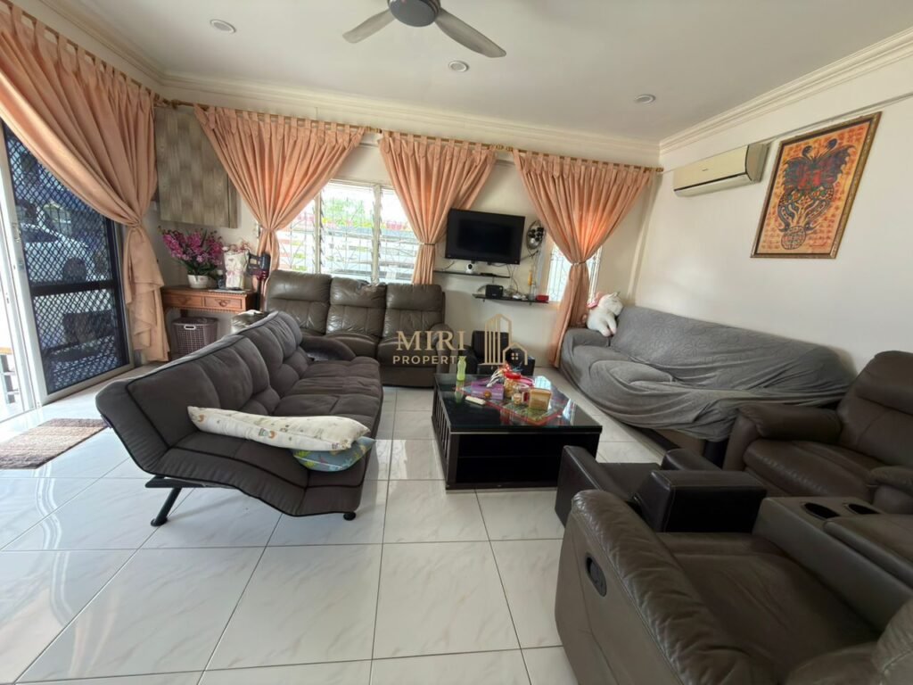 2 Storey Detached House For Sale | Jalan Jee Foh 9, Krokop, Miri 4 2 Storey Detached House For Sale Jalan Jee Foh 9 Krokop Miri 2
