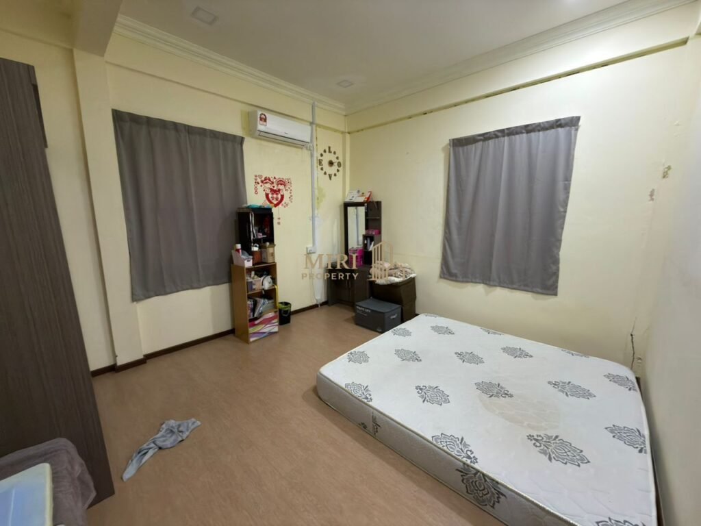 2 Storey Detached House For Sale | Jalan Jee Foh 9, Krokop, Miri 6 2 Storey Detached House For Sale Jalan Jee Foh 9 Krokop Miri 4