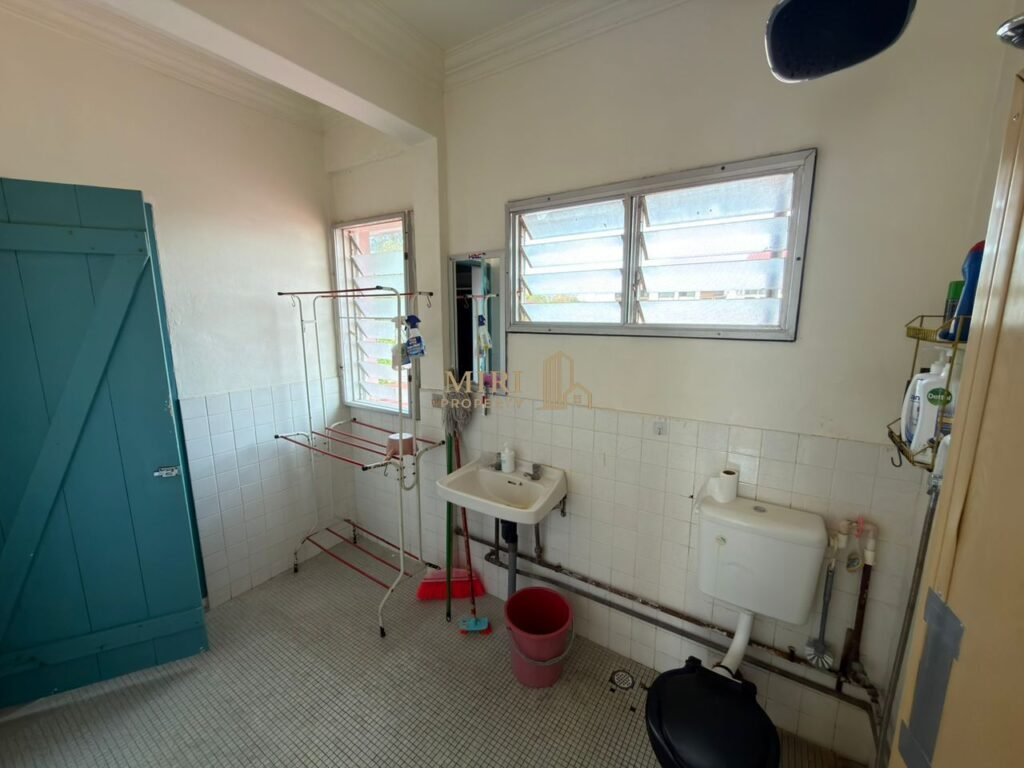 2 Storey Detached House For Sale | Jalan Jee Foh 9, Krokop, Miri 11 2 Storey Detached House For Sale Jalan Jee Foh 9 Krokop Miri 9