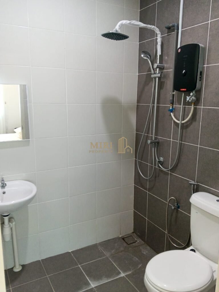 3 Bedrooms 2 Bathrooms Single Storey Terrace House For Rent At South Lake Permyjaya Miri For Rent 9 3 Bedrooms 2 Bathrooms Single Storey Terrace House For Rent At South Lake Permyjaya 7
