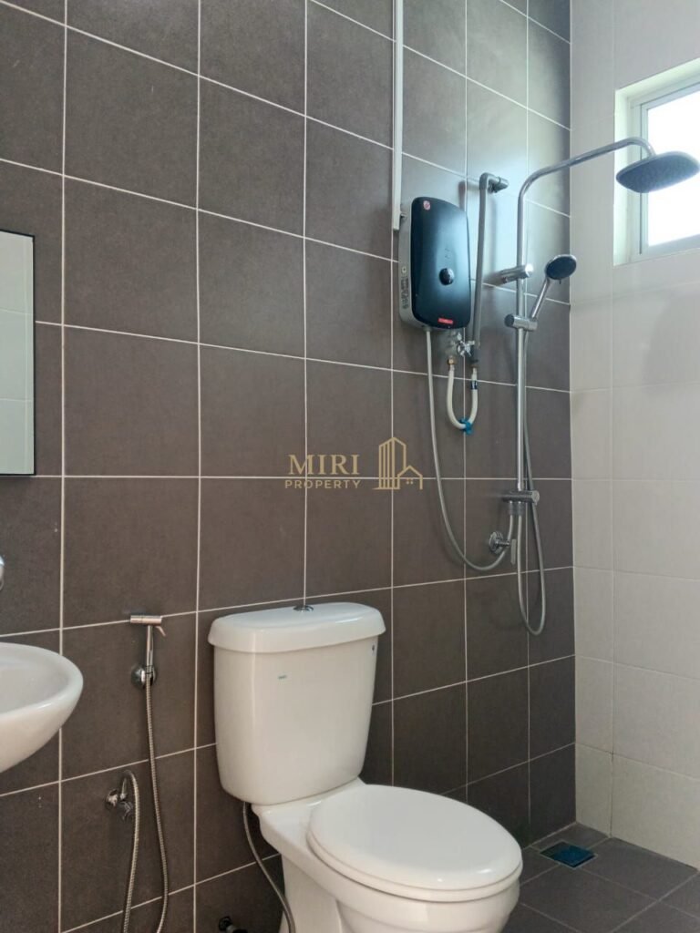 3 Bedrooms 2 Bathrooms Single Storey Terrace House For Rent At South Lake Permyjaya Miri For Rent 10 3 Bedrooms 2 Bathrooms Single Storey Terrace House For Rent At South Lake Permyjaya 8