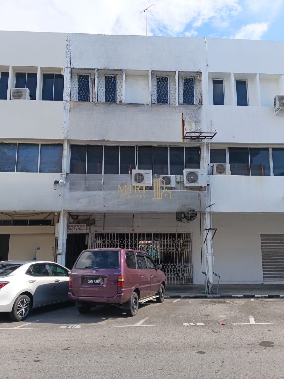 3 Storey Shoplot For Sale | Opposite Permaisuri Imperial City Mall, Miri 2 3 Storey Shoplot For Sale Opposite Permaisuri Imperial City Mall Miri 1