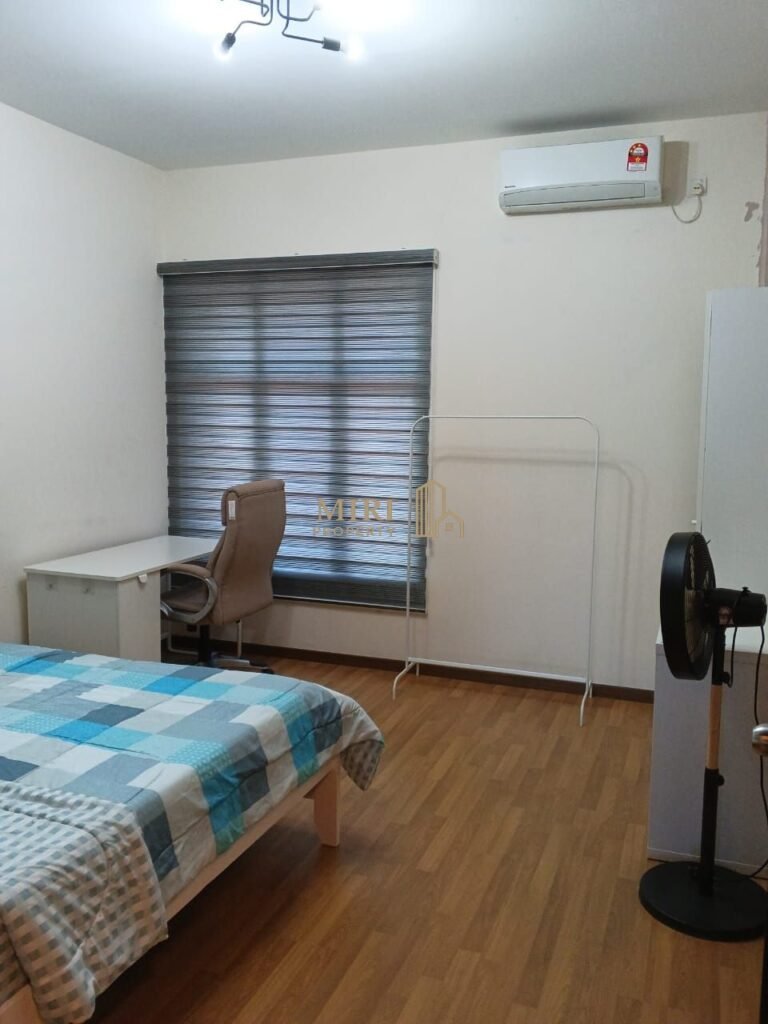 4 Bedrooms 3 Bathrooms 2 Storey Terrace House For Rent At South Lake Permyjaya Miri For Rent 8