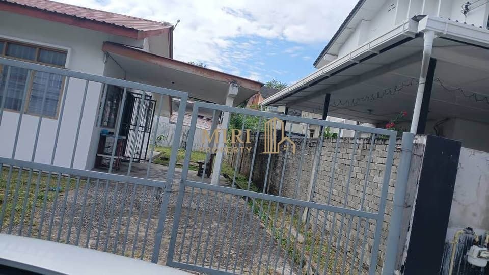 2 Bedrooms 1 Bathrooms 1 Storey Semi Detached House For Rent At Pujut Corner Miri For Rent 1