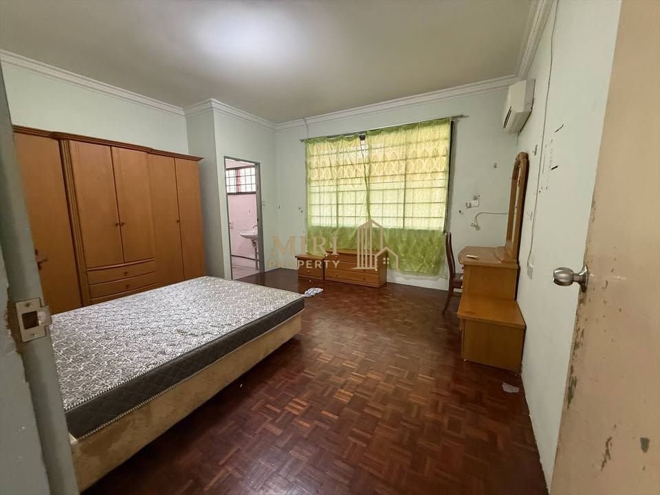 3 Bedrooms 2 Bathrooms 1 Storey Semi Detached House At Faradale Garden Miri House For Rent 3