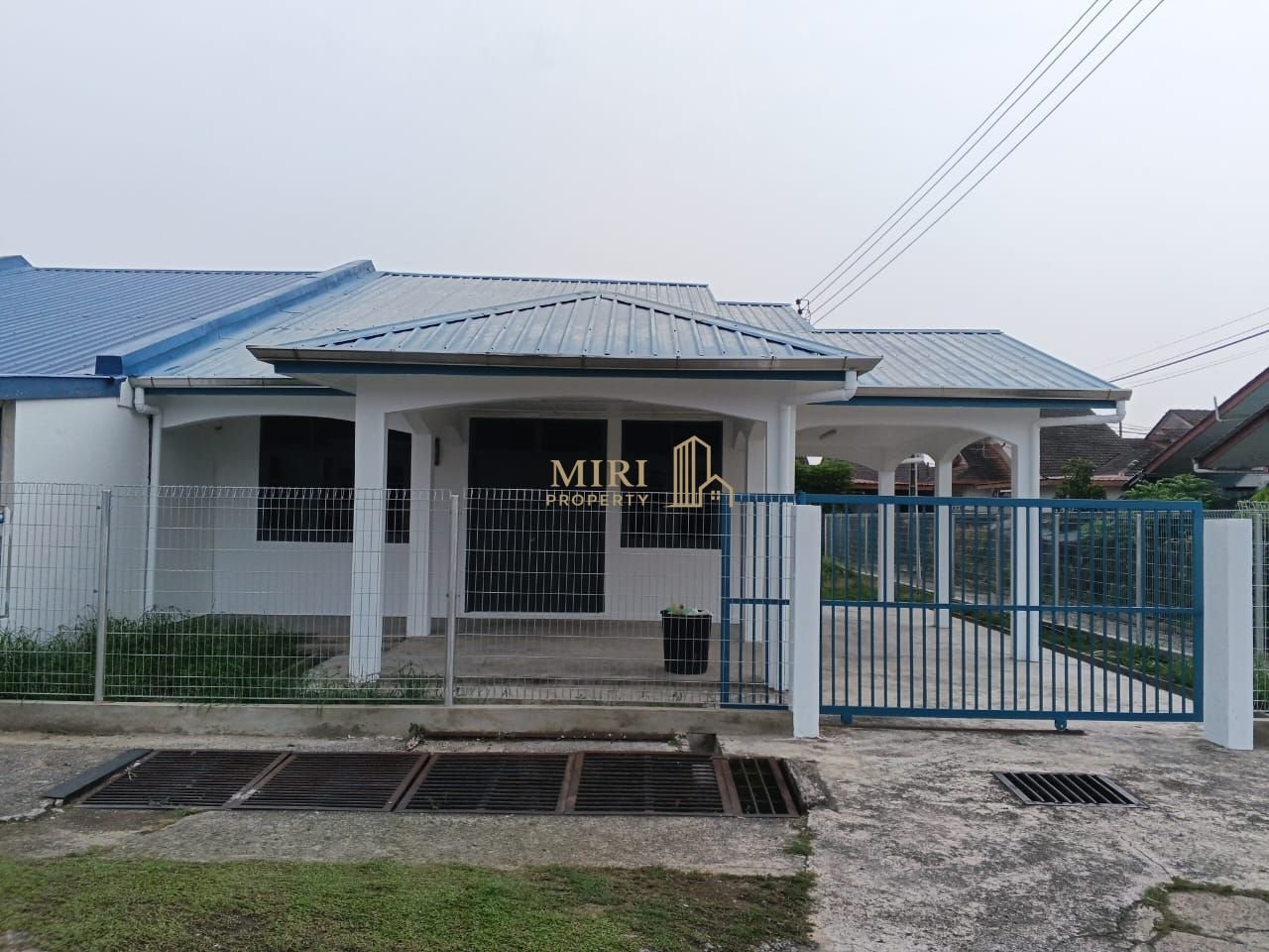 3 Bedrooms 2 Bathrooms 1 Storey Terrace House At Shang Garden Miri House For Rent 2 3 Bedrooms 2 Bathrooms 1 Storey Terrace House At Shang Garden Miri House For Rent 10