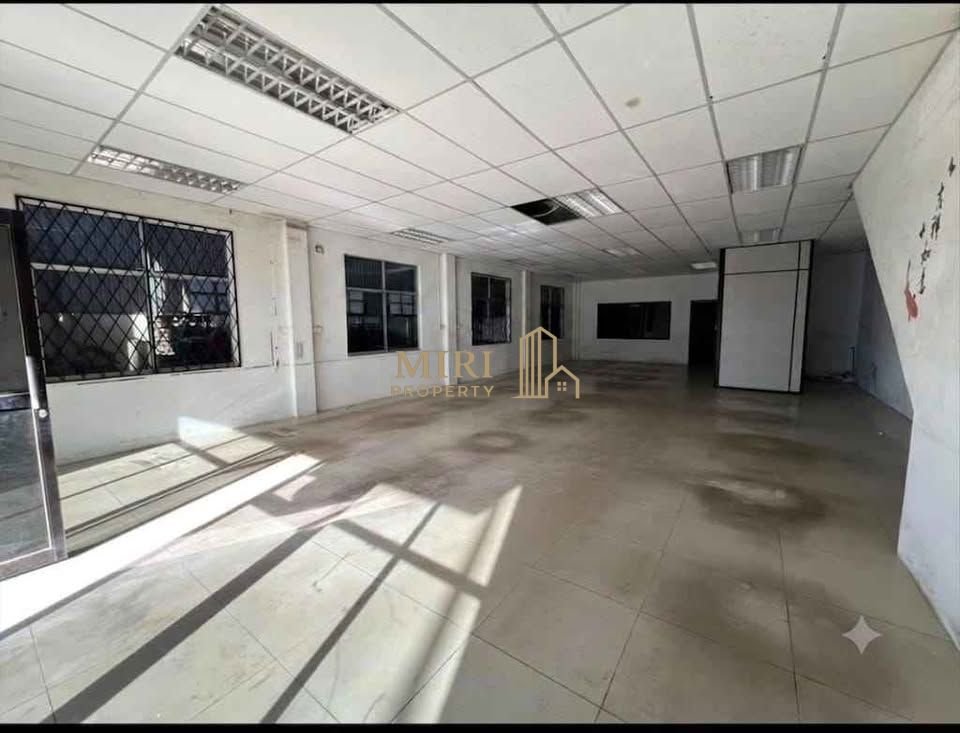 Double Storey Semi Detached Corner Warehouse at Piasau Industrial Area Miri 3
