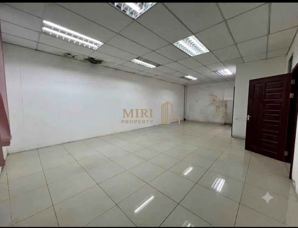 Double Storey Semi Detached Corner Warehouse at Piasau Industrial Area Miri 4
