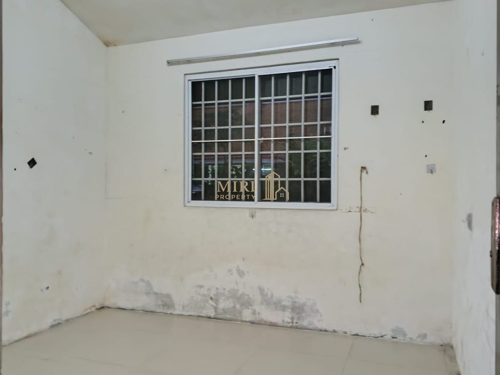 3 Bedrooms 2 Bathrooms Single Storey Terrace House For Rent At Taman Jelita Taman Tunku For Rent 10 3 Bedrooms 2 Bathrooms Single Storey Terrace House For Rent At Taman Jelita Taman Tunku For Rent 8