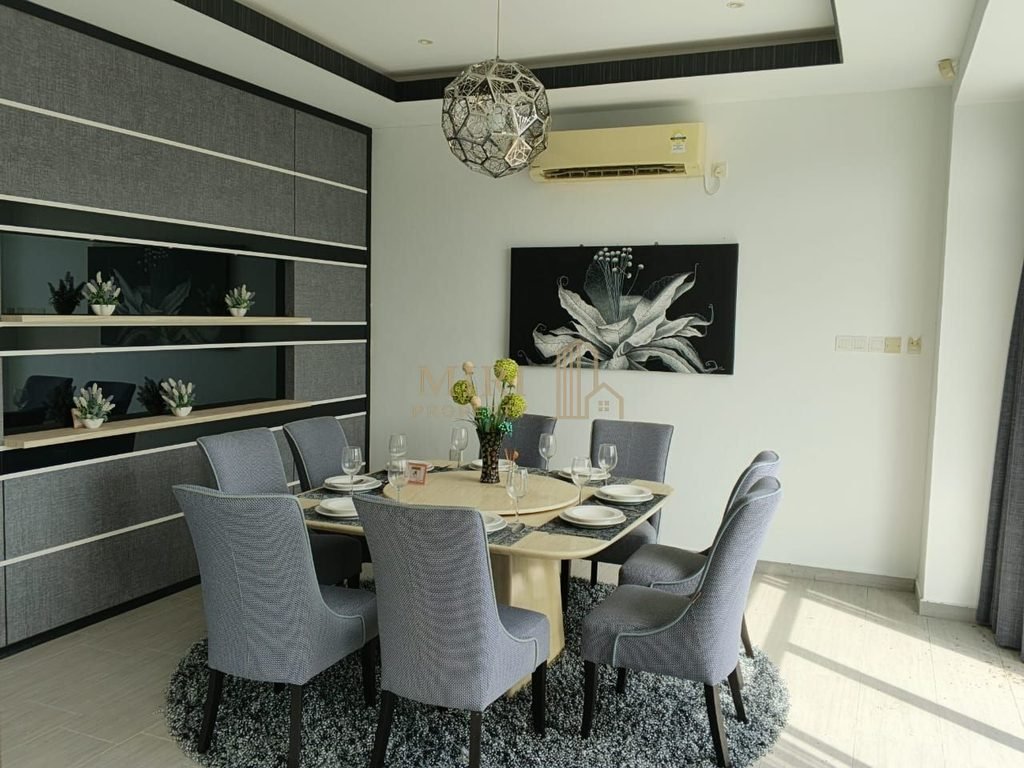 3 Bedrooms 3 Bathrooms 3 Storey Town House Upper Unit For Sale At Curtin Water Senadin Miri House For Sale 14