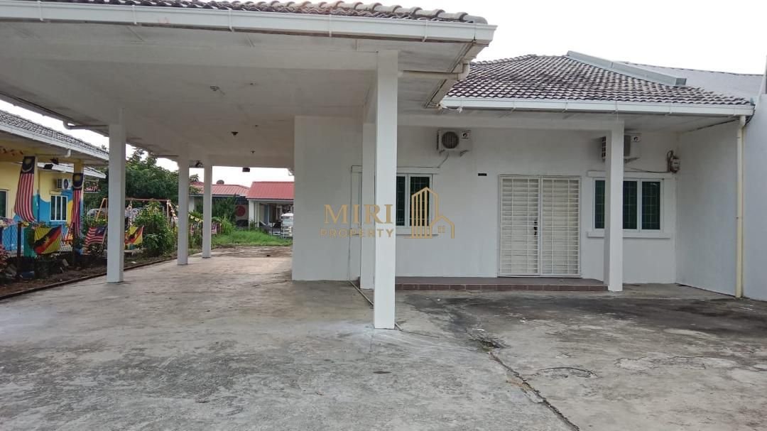 Single Storey Semi-Detached House For Sale Taman Permai RPR 2 Miri 1