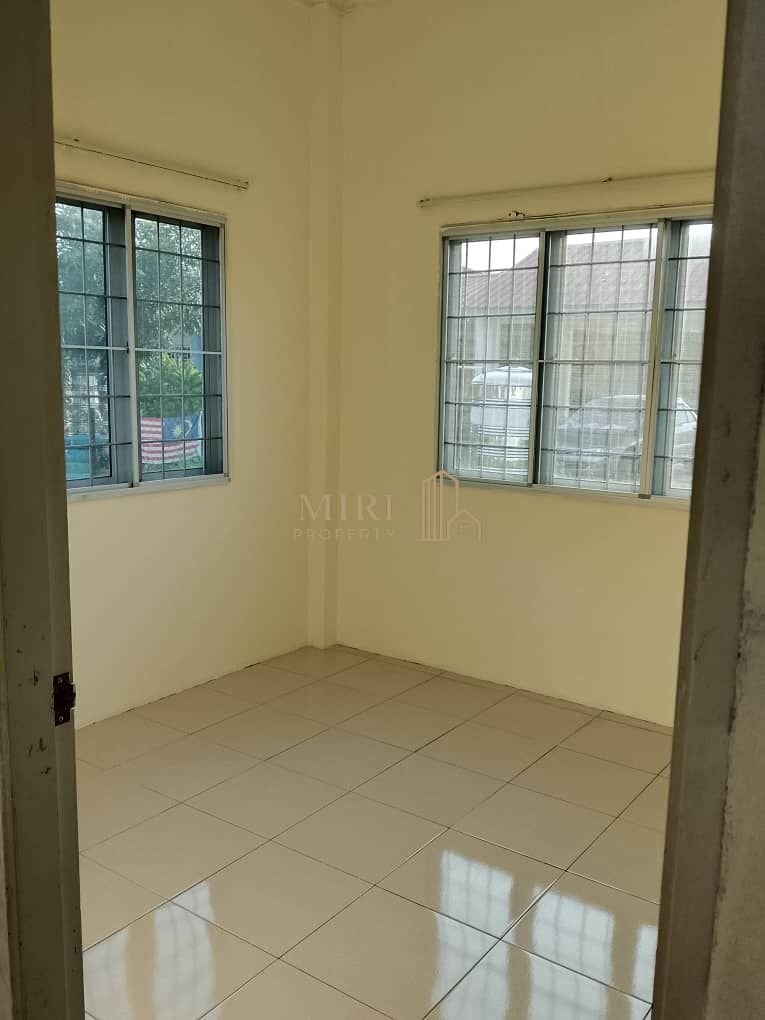 Single Storey Semi Detached House For Sale Taman Permai RPR 2 Miri 7
