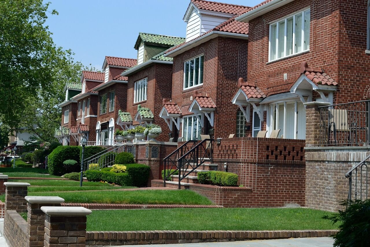 Miri Property Investment Compared With Fixed Deposits for Conservative Sarawak Investors